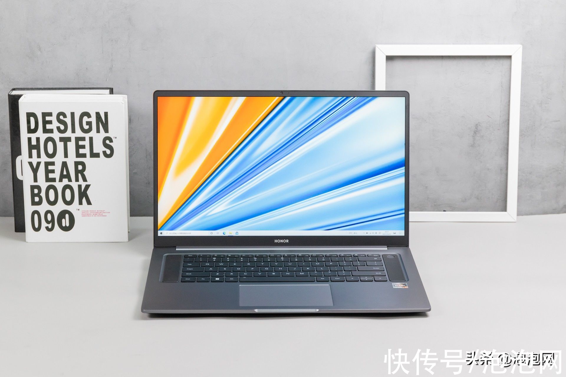 键盘|荣耀MagicBook 16 Pro锐龙版图赏：全面屏高能生产力工具