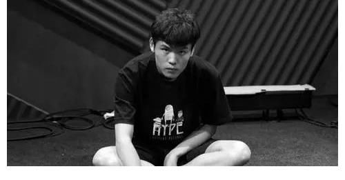 屌丝|何广智写贫穷段子,屌丝逆袭,变偶像