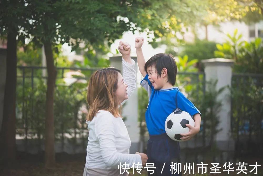 孩子|家庭教育最可怕的是：一群不读书的父母在拼命育儿