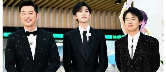 跑男10|《跑男10》成員大換血，黃旭熙除名，baby退出，余生夫婦有望加盟