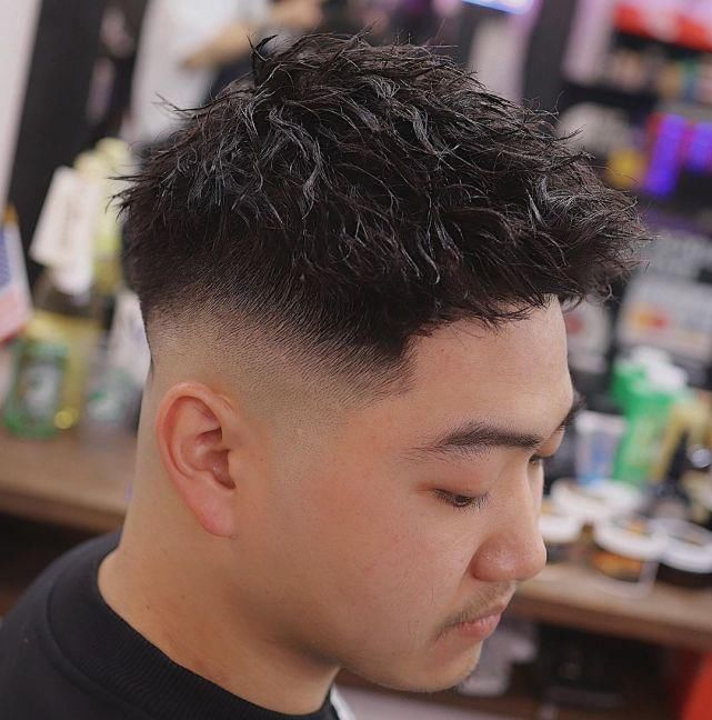 男发无论怎么剪，还是两侧推短受欢迎，越来越多男士这样剪