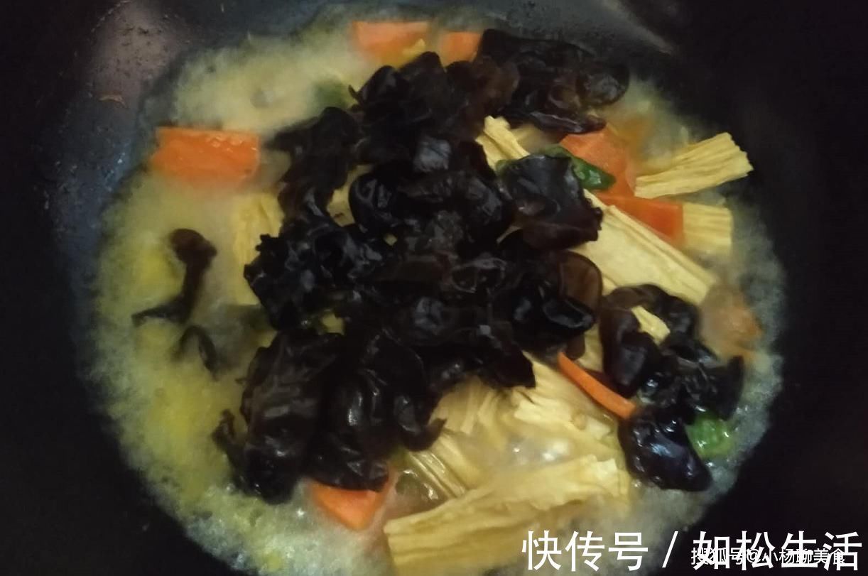 木耳|泡腐竹时,别直接用水泡!多加1物,30分钟就泡好,有嚼劲不夹生