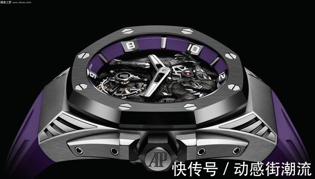 战争机器$估价500万港元 佳士得拍卖爱彼皇家橡树概念黑豹飞行陀飞轮腕表!