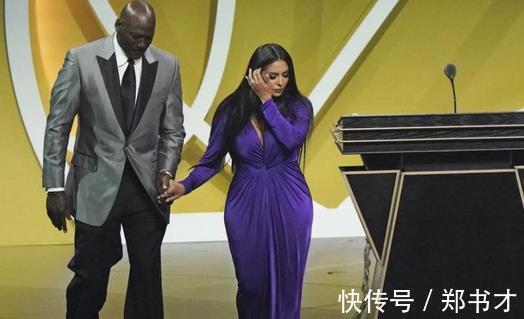 瓦妮莎|科比离开近2年!瓦妮莎依旧坐怀不乱,10名男运动员追求概不同意
