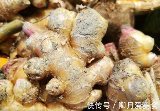生姜|保存生姜很简单，记住别放冰箱，教你2个小妙招，不干瘪不发芽