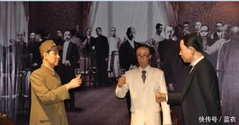 离婚|溥仪再婚去领证遇尴尬，工作人员问了一问题，溥仪的回答引人发笑！