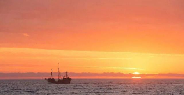 茫然|李白最经典的一首诗,豪迈大气,堪称唐诗巅峰之作!