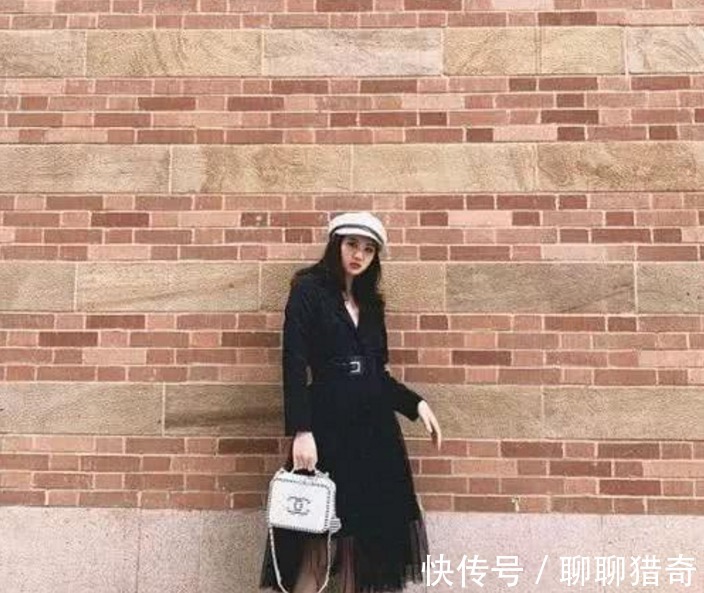 姚安娜|华为总裁任正非,20岁小女儿才貌双全,一席黑色礼服超惊艳