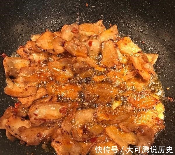它是“肺部保护伞”,家家户户都有,化痰止咳,有烟瘾的更要吃