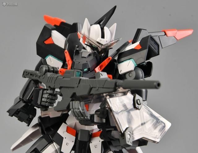 整体造型|78官测：橘猫工业 Code Beast 百刃