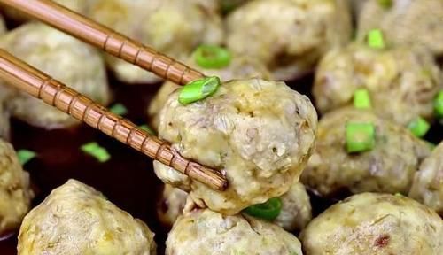  冬天，多给孩子做它吃，蒸一蒸营养又清淡，隔三差五吃滋补又保暖