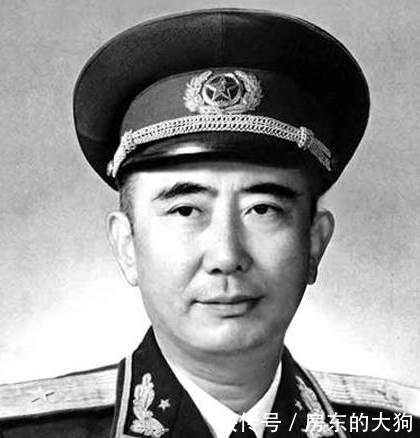 抗战将领|他被人称为军事天才，16岁成为教员，17岁出版第一部军事著作