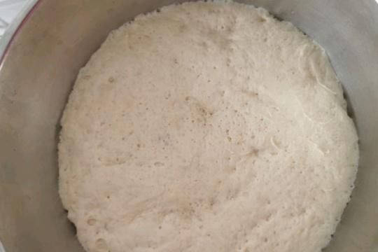 中筋面粉|蒸红糖馒头，不要只加酵母，面里加一点它，香软有嚼劲，个个开花