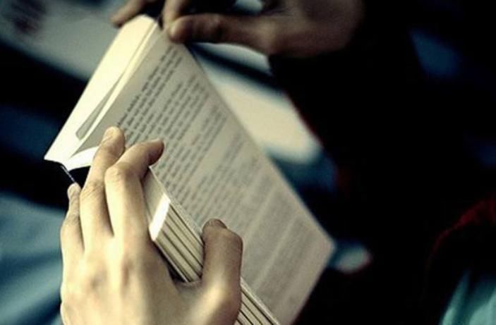 罗素!学哲学不能让我们买车买房,为什么我们还要阅读经典的哲学书?