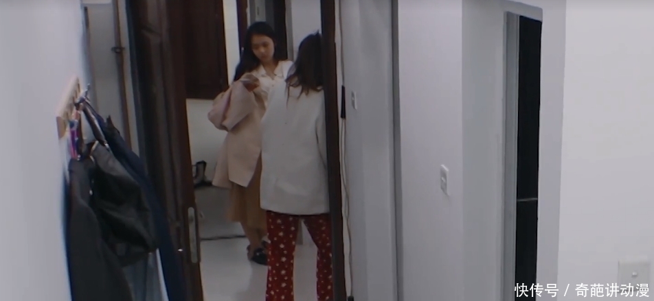 她俩吵起来了,我竟然觉得好过瘾!