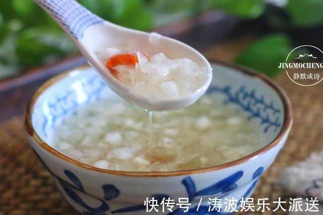 银耳|抓住两点,煮银耳羹会快速出胶,黏稠光滑补胶原,女人养颜必备
