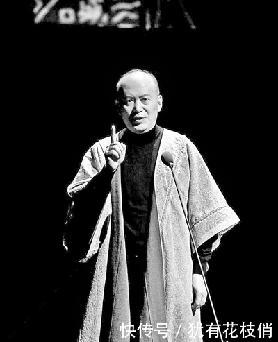 濮存晰和他的伙伴们引领观众继续《听见美》