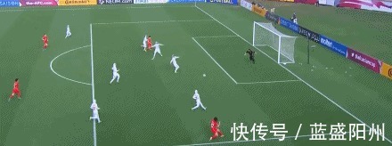 王珊珊|从4-0到7-0!中国女足进8强,2脚世界波,王霜2场造6球+笑开花!