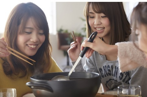 脑梗偏瘫|33岁女子患高血脂，从不吃肥肉，却脑梗偏瘫，医生：“2素食”比油更堵血管