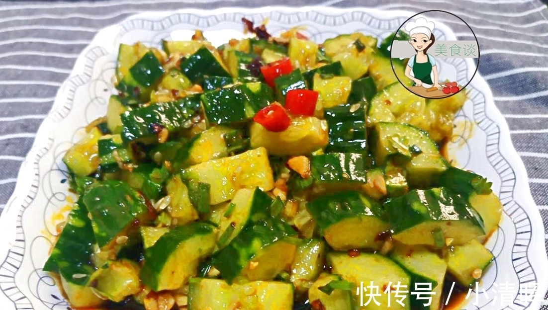 汤汁|夏天就馋黄瓜此吃法,拌一拌3分钟做好,上桌汤汁一滴不剩!特香