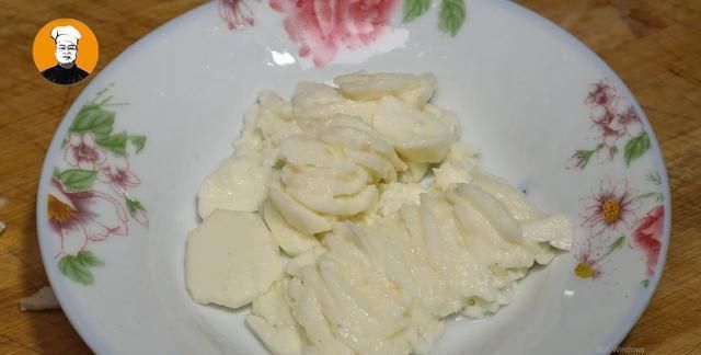 入冬后多吃银耳和山药，教你养生做法，美容养颜佳品，软糯又好喝