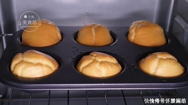 面粉里加4个鸡蛋,不发面,手不粘面,不放一滴水,孩子抢着吃