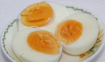 老大爷|早餐吃“煮鸡蛋”营养高,但千万要注意“2不”,早知早好