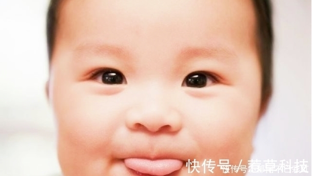 耳垂|宝宝这几个地方越大越好,老人常说的“福相”,很少有人三个全中