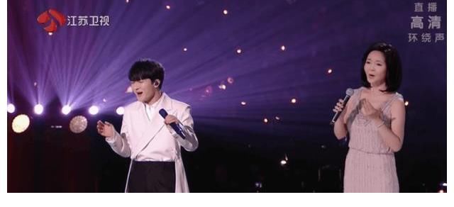江苏卫视跨年晚会“奋斗”出圈创下多个NO.1 全年收视影响高位领跑