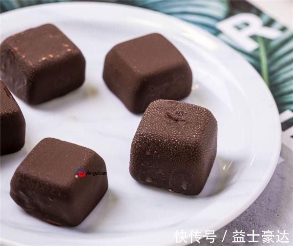 奥利奥太妃方块脆皮雪糕!这个夏天火爆了