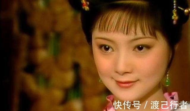 薛宝钗@三更半夜,薛宝钗向宝玉说起一件旧年秘事,后悔之余狠心撵走袭人