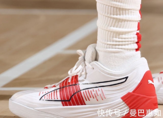 斯图尔特|WNBA球员上脚：欧文系列最受欢迎，詹姆斯系列也不差