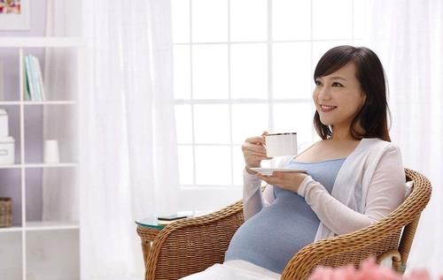 医生|为啥有些孕妈爱闻“异味”？医生：正常情况，但这3种癖好要注意