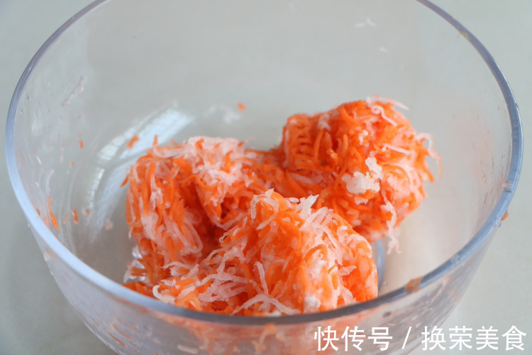 从来没吃过如此好吃的早餐饼,做了30张,还没上桌就吃光,太香