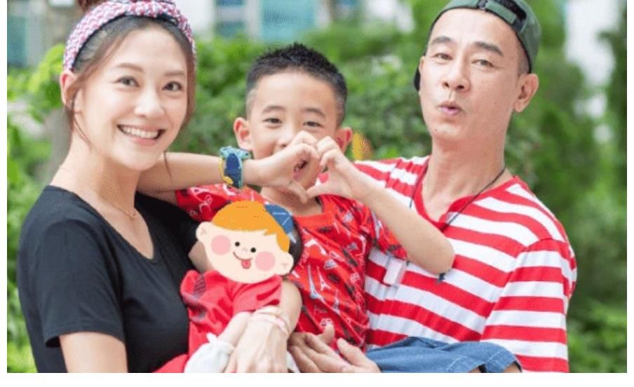 麦长青|陈小春新店开业,众多好友纷纷前去捧场,曝一碗牛腩面要50元