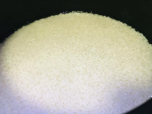 经典广式煲仔饭，上班族的小快餐，一锅出超省事