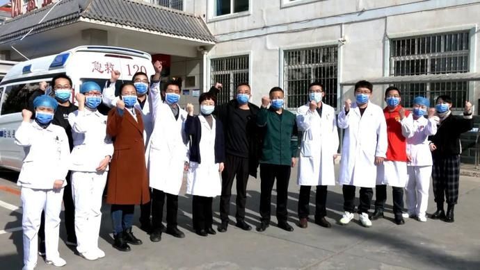 刘志峰|临洮县组织医护人员和设备紧急驰援天水！