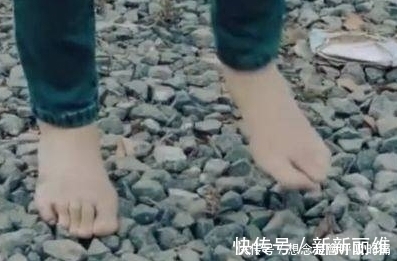 男子|意大利男子发明出一双超薄鞋,售价99万深受人们喜欢