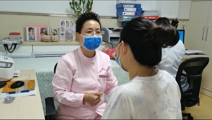 济南市妇幼保健院儿童保健科举行母乳喂养周宣传活动|一对一指导| 儿童