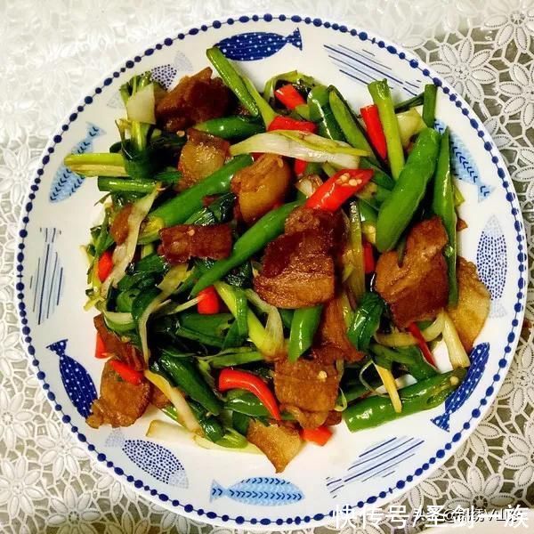 简单易做,却超级美味的家常菜,鲜香扑鼻,让人胃口大开,真下饭