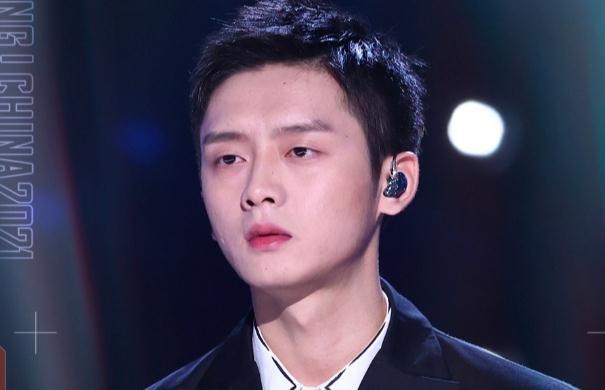 王馨|《好声音》8强出炉张露馨演唱精彩，姚晓棠满票晋级，汪峰竟黑脸