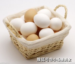 鸡蛋饼|暖心鸡蛋饼，不加水不加面，软香可口，孩子一顿2个不够吃！