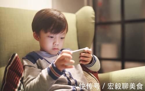 互动性|沉迷于“垃圾快乐”中的孩子,未来难有出息,一流父母这样做