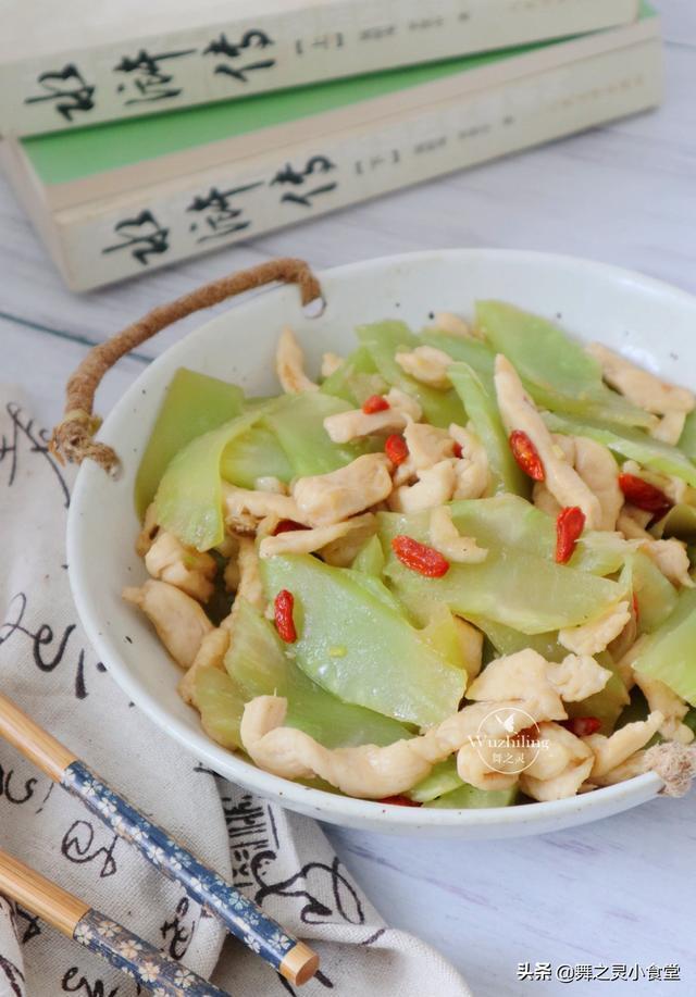 低热量|建议入秋后多给孩子吃这道菜,高蛋白低热量,增强体力长得快