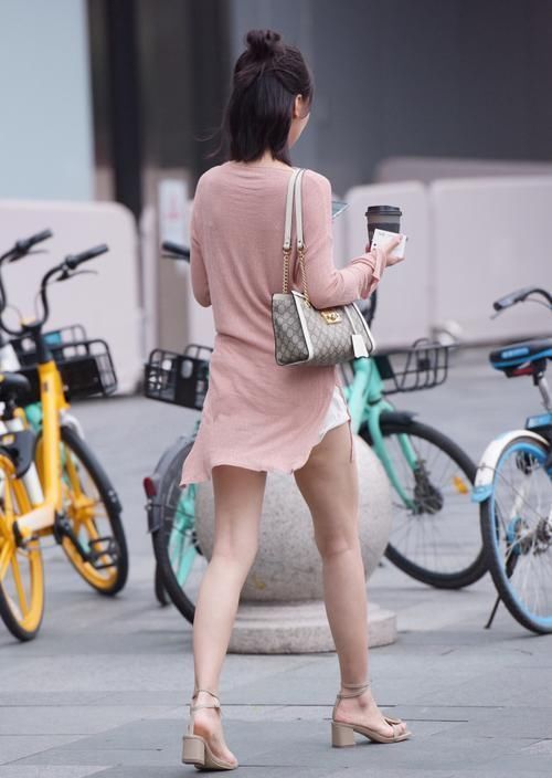 想要打造简约个性风，快试试短裤穿搭，舒适又显气质