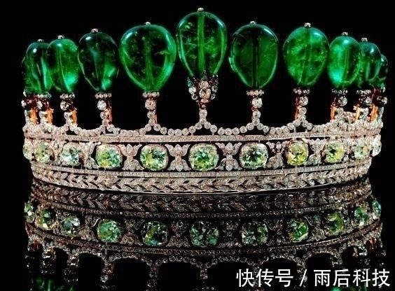 爱情&这些绝美首饰映衬拿破仑的一生，为爱加冕，他的爱情充满传奇色彩