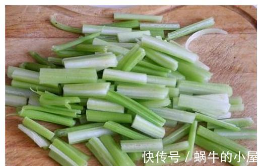 此菜是菜也是药,常吃刮油清肠,腰肢纤细,皮肤嫩滑体重轻!