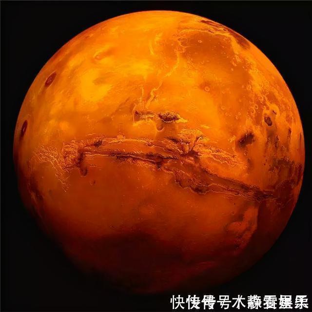 液态 直径只有地球1/4,液态水却是地球的2倍,这里极可能藏着生命