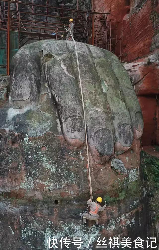 乐山大佛修复后变脸“小鲜肉”,但比这些失败案例强多了