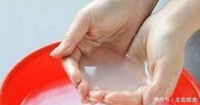 洗面奶|洗脸别再傻傻只用洗面奶?教你几招,不出几天让你越洗越白滑!